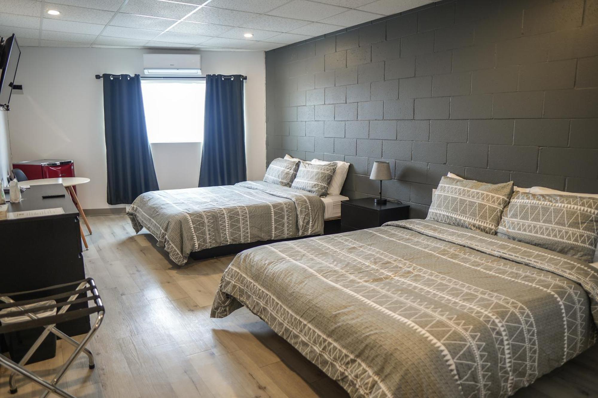 Saint-Raymond Hotel St-Alexis מראה חיצוני תמונה